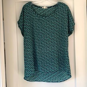 Green patterned top